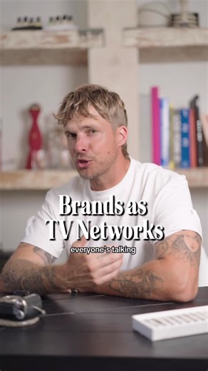 Oren John 🛠,🛠 on Instagram: "Episodic content from brands is having a moment, but the prize is bigger, brands can replace chunks of the entertainment and journalism industries that frankly have lost the plot and are likely beyond repair. I break down the Tarte Cosmetics marketing strategy here. Drop “reality” below for the full brand strategy deep dive."