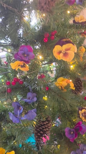 The Pansy Tree at Pebble Hill is a nod to Elisabeth Ireland Poe, who was given the nickname "Pansy" by an aunt when she was just an infant. Join us December 4th and 5th for a Yuletide Champagne Evening tour or December 11th and 12th for Behind Ropes Tours for more enchanting holiday stories. Visit pebblehill.com for more information. #happyholidays #georgiaonmymind #southgeorgia #thomasvillega #historichouse #yuletide #tallahassee #christmastree | Pebble Hill Plantation