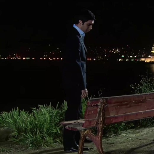 Yanımda sen olmayınca... #kurtlarvadisi #elifeylül #polatalemdar #polatelif #fyp