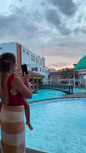 Need space in your iphone to take lots of pictures this thanks giving season? Make space with PX cleaner!