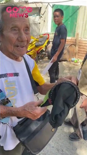 Lolo, libreng nagpapasaya ng mga tao gamit ang pagma-magic! | Good News
