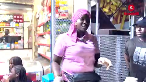 ‼️De technicienne à l’Institut de Technologie Alimentaire à entrepreneure audacieuse, elle a choisi de transformer son expertise en passion, et sa passion en succès.🔹Titulaire d’une licence en agro-industrie et d’un master en QHSE, cette Thiessoise incarne l’alliance parfaite entre rigueur scientifique et créativité culinaire.🔸Aujourd’hui, traiteur d’exception, elle sublime les saveurs à travers ses spécialités : wass revisité, smoothies rafraîchissants, cocktails raffinés…🇸🇳❤️🔥