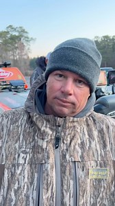 Day one of the Bass Pro Tour on Santee Cooper. Let’s go! @majorleaguefishingofficial @berkleyfishing @abugarcia_fishing @starbrite_com @star_tron | Bobby Lane