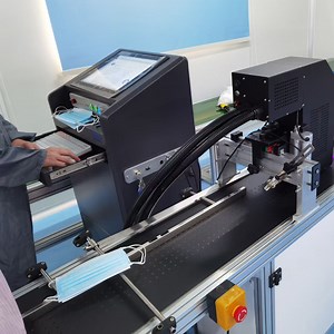 [Hot Item] Cmyk Red Yellow Blue Black Digital 1440 Dpi Full Color UV Inkjet Printer with Epson I3200 Printhead