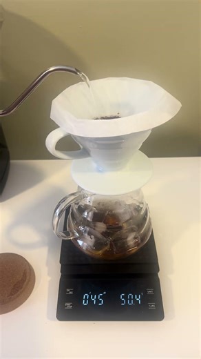 How to Make Japanese Iced Coffee with V60