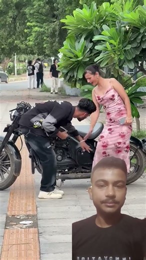 Introducing the "VitaWear SmartBand," a next-generation wearable gadget🎉