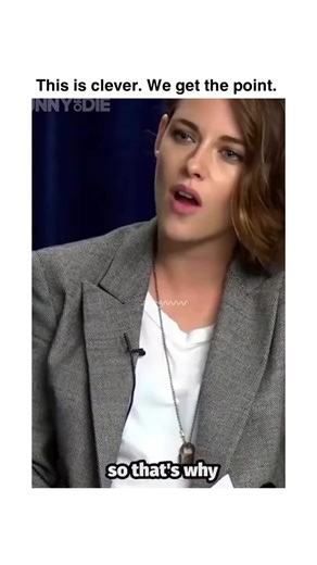 2.5K views | Kristen Stewart and Jesse Eisenberg in an awkward interview. The final question is so real! #kristenstewart #kristen #jesseeisenberg #twilight #oella #funny #celebrity #popculture #popnews #news #entertainment #fyp #foryou #explore #explorepage #trending #trendingnews #popculture #interview #awkward #hollywood #memes #musicnews #music | MEAWW World | Facebook