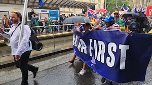 Anti-immigration protest met with counter-rally in Melbourne CBD