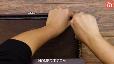 Handy Space-Saving Pull Down Spice Rack