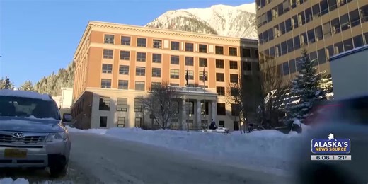 Lawmakers react to possible biennial pay raise for state leaders