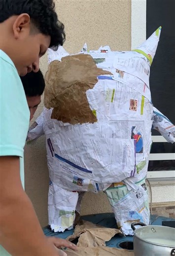 Cómo Hacer un Monigote de Papel para Año Viejo 2025