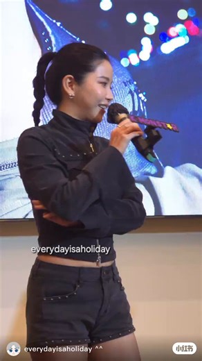 ❓when will you go to taiwan for a trip?🐰 i don't know, because i and moonbyul have a date to go on a trip👥 promise~🐰 ah promise, sorry👥 it's okay🐰 but what does it mean?👥 date🐰 🤣🤣🤣 no no misunderstanding, promise, not a date👥 it's fine🐰 no it's not fine