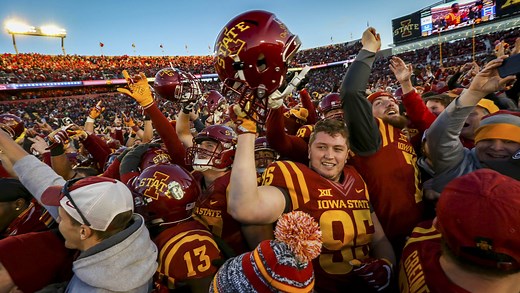 How Neil Diamond’s 'Sweet Caroline' became Iowa State’s inescapable celebration song