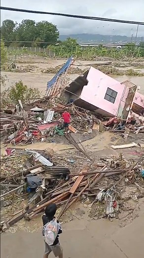 A resident shared the extent of damage from Typhoon Tino at Deca Homes, Phase 3, in Barangay Dumlog, Talisay City, Cebu province, as they appealed for assistance due to heavy flooding in the area on Tuesday, November 4, 2025. I Contributed video via Ronald Reyes | SunStar Philippines