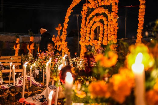 Check out our Dia de Los Muertos Altar at HSB, courtesy of our Advance Care Planning team, Get It Done SB! 💀✨ Traditional Elements of a Day of the Dead Altar ✨💀 Altars can have 2, 3, or even 7 levels, representing heaven, earth, and the underworld. Each level is filled with love and tradition and may include: 🕯️ Candles – light the path for the souls 💐 Cempasúchil (marigolds) – guides with its color and scent 🧂 Salt – purifies the soul of the departed and protects them on their journey 📸 P