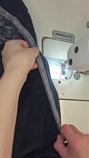 Essential Sewing Tips for Beginners: Mastering Zippers