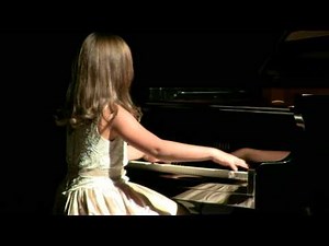 Emily Bear plays Bumble Boogie