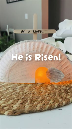 This might be my favorite Easter craft yet 🥹 A simple paper plate tomb… but when the light shines through. HE’S ALIVE. HE’S ALIVE. HALLELUJAH, HE IS ALIVE!! 🙌✨ Such a powerful way to help kids SEE the resurrection story come to life. Want the free simple lesson printable to go with it? 👉 Click the link in bio! Follow for more simple, faith-filled activities for your kids 💛 #EasterForKids #ChristianParenting #HeIsRisen #KidsBibleLesson #FaithLedFun