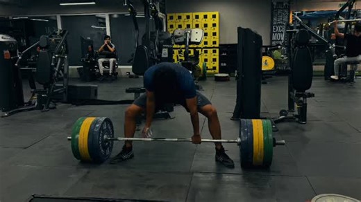 NISHIT🔱 on Instagram: "215 kg by her…… . . . . . . . . . . . #reelsviral #explorepage✨ #winter #winterishere #motivation #gym #aesthetic #fy #sad"