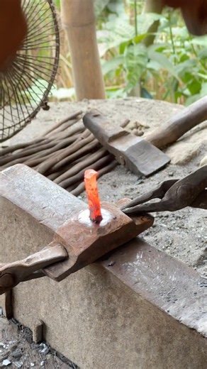 Primitive Metal Shrinking Steps Designed For Fitting Sturdy Brass Liners⁠
