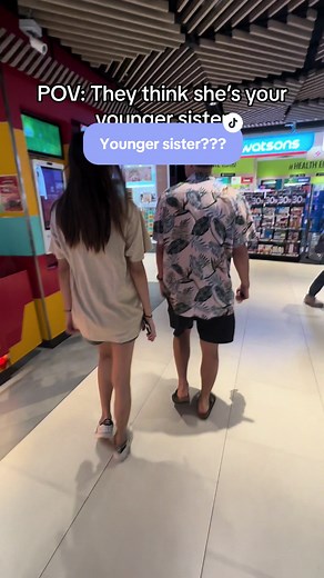 Miracle Family: Younger Sister or Older Sister?