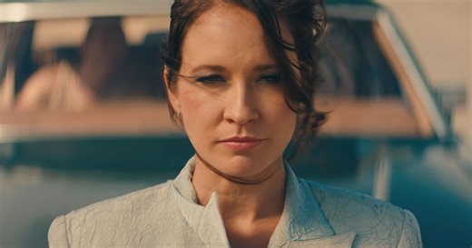 Anna Camp on Neo-Dome's Coen Brothers-esque Comedy: "I Think I Say, 'It's Hotter than a Jalapeño's Coochie'"