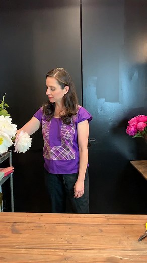 Alegría total poder hacer un ramo con tantas peonias. | Ana Galena