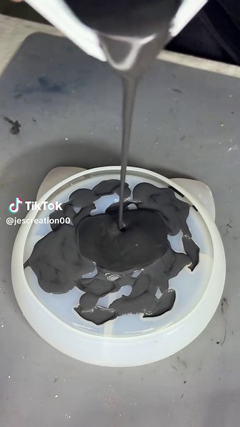 100% Dark Jemonite Decor Ideas for Small Businesses