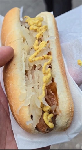 NYC Street Hot Dogs: The Best and the Worst
