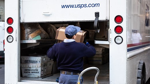 USPS workers may be faced with upcoming layoffs