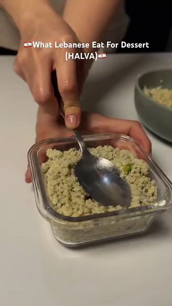 🇱🇧No-bake,3 ingredients traditional Lebanese Dessert (Lebanese halva)🇱🇧