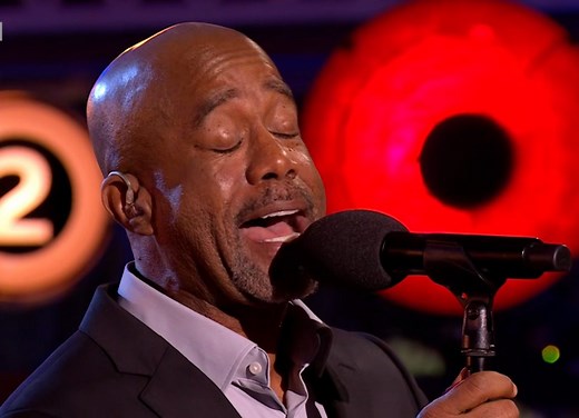 Darius Rucker Stuns With A Full Orchestra Rendition Of Sinatra’s “Come Fly With Me” | Whiskey Riff