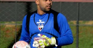 Goleiro revela “bronca” do treinador e mira classificação