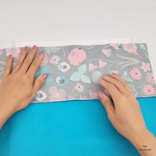 Tip to sew kitchen towels in 20 minutes #fblifestyle #ChristmasGifts | DIY Tips Tale