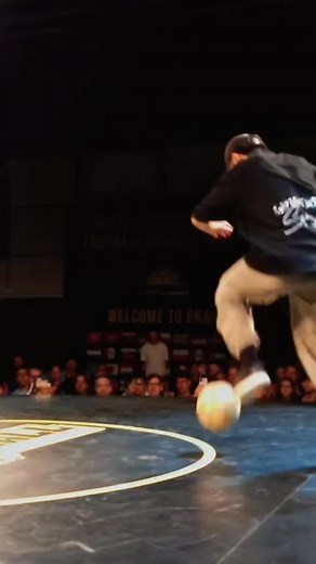 49K views · 1.2K reactions | Do you feel it? BATTLE time  Ibuki vs Pat #superball #battle #freestylefootball #amazing #skills #footballskills | The World of Freestyle Football | Facebook