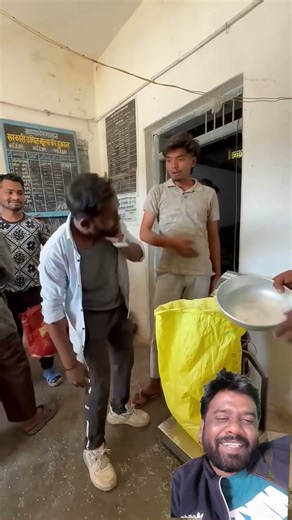 Bhau Gaya Rashan Lene Full Green Screen Video 📸 #viralvideo #viralcomedy #viralgreenscreenshorts