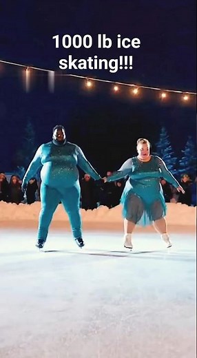 Ice skating fail of the year ❄😂 #fail #funny #comedy #funnyshorts #viral #fyp #skatingfail #icefail