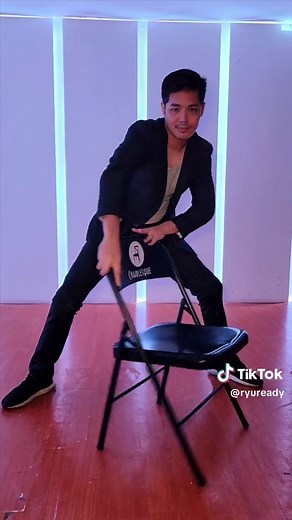 Chair Dancing Performance: Magic Mike Lap Dance and Seductive Chair Choreography