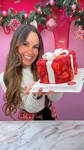 Si adivinas el precio 🤑de este pastel, te ganas un 10% de descuento en compras arriba de $600 MXN en mi catálogo navideño 🎁🍰 Deja tu respuesta en comentarios 👇🏻 ¡A ver quién le atina! 😌 | Sweetassugar.mx