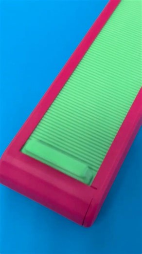 Mini Pill Box With Click-Lock Mechanism #3dprinting #shorts