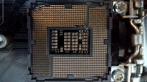CPUソケットのピンが曲がったマザーボードを復活させる | ものりそん
