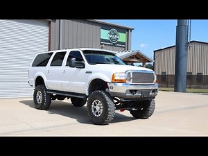 2000 Ford Excursion XLT V10**Lifted & Gifted**