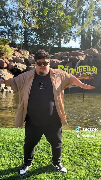 BIG GUY IS READY ~~(🕶️)~~ #dancersoftiktok #dancechallenge #waving #SpongeBobMovie #TomKenny @SpongeBob @The SpongeBob Movie