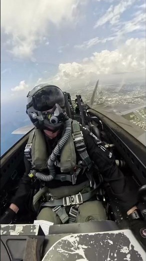 F-22 Raptor Cockpit View in Flight! ✈️