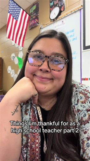 Let’s not talk about how I have a class over 30 students bc I’ll cry #fyp #teachertok #teachers #teachersoftiktok #teacherlife #publicschool #texas