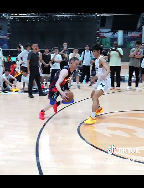 1v1 Basketball Tournament in Shanghai, China