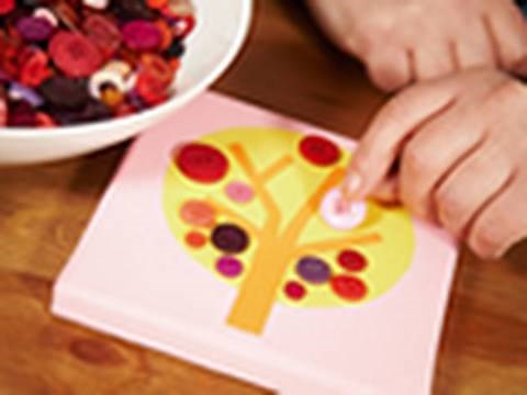 HOW TO USE BUTTONS TO DECORATE A CANVAS | PART 1 | AD