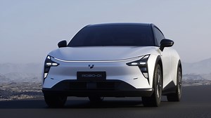 Today, #JIDU officially released the limited edition of its first-ever robocar, #ROBO-01 Lunar Edition, priced at 399,800 RMB (~ 55,253 USD). JIDU announced an additional 1,000 units available for order after the first 1,000 units were booked out in Sep.🥳🥳 | Baidu Inc