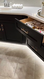 Small changes make a big difference. These clear, stackable drawer organizers instantly transformed how this space functions and feels. Everything is visible, easy to access, and finally has a place | decor.snippets