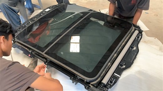 A very common issue with Honda CRV JDM Version.. Sunroof Curtain Lock Replacement Done… 8 unit CRV done so far… #HONDA #iWorksBD #JDM #CRV | Iworks BD